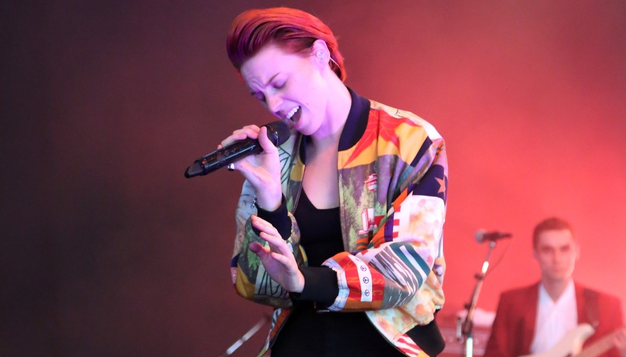 La Roux