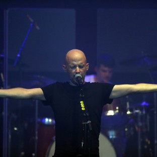 Moby será parte del festival Corona Sunsets en Playa del Carmen