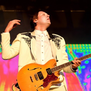 Arcade Fire hace cover de 