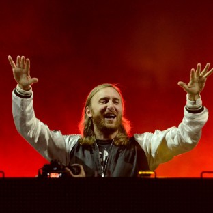 David Guetta estrena nuevo video animado para “Bad”