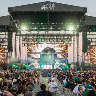Conoce el Lineup y mira el cómico trailer del festival Hard Summer con Diplo y Skrillex
