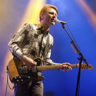 Estrenan video de “Fresh Strawberries”