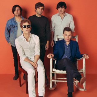 Video oficial de Spoon para la canción 